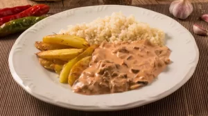 Estrogonofe Vegetariano