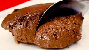 Receita Mousse de Chocolate Cremosa Fácil para Festas e Ocasiões Especiais