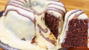 Bolo Vulcão de Chocolate, Leite Ninho com Nutella