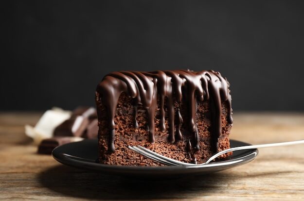 Bolo de Chocolate Recheado 