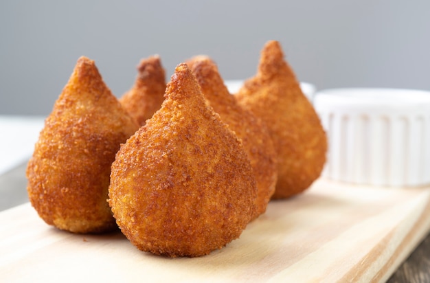 Coxinha de Frango Simples 