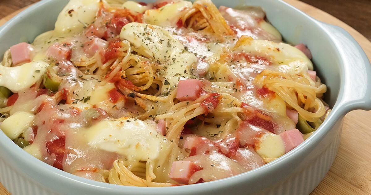 Macarrão Cremoso com Muito Queijo 