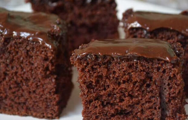 Sobremesas Doces: Nega Maluca uma Delícia de Bolo de Chocolate 