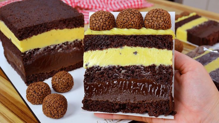 Bolo de Fatias de Brigadeiro Cremoso de Maracujá e Brigadeiro Trufado 