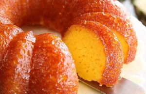 Bolo de Laranja com Calda Brilhante