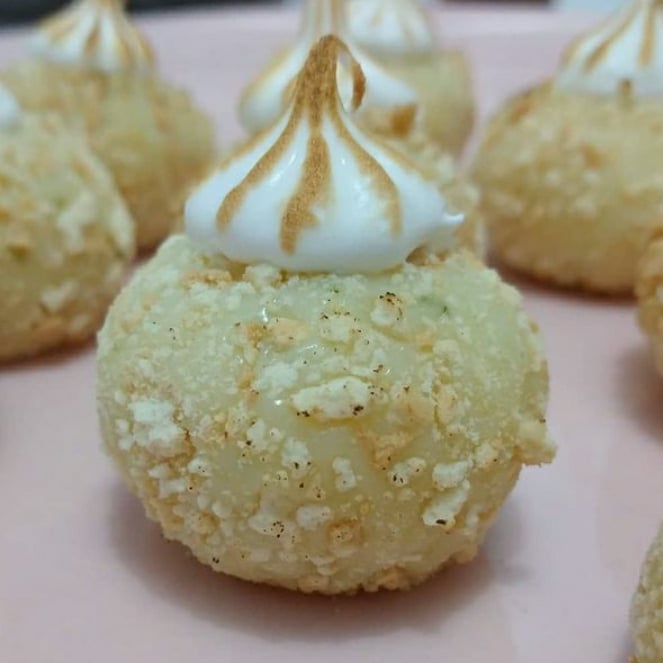 Brigadeiro Torta de Limão com Merengue Suíço 