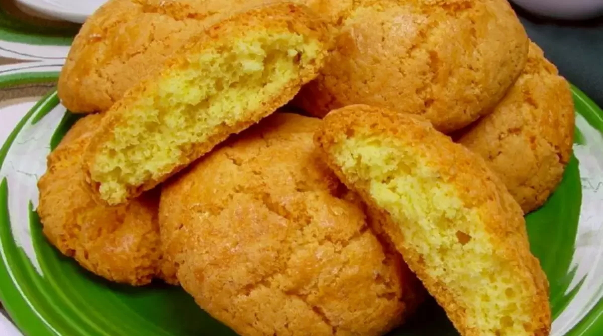 Broa de Fubá com Queijo 