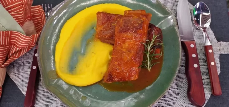 Costelinha de Porco com Laranja e Mel