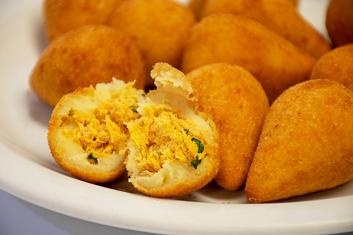 Coxinha com Massa de Batata Super Cremosa 