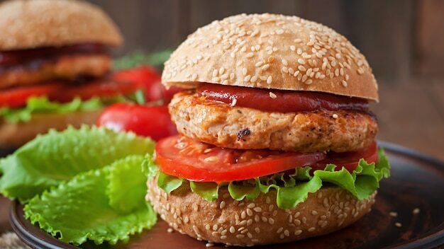 Lanche: Hambúrguer de Peixe Receita Prática e Deliciosa