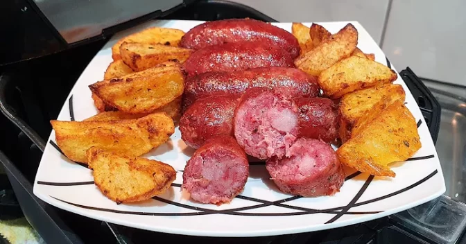 Receitas Rápida e Fácil: Linguiça com Batatas na AirFryer