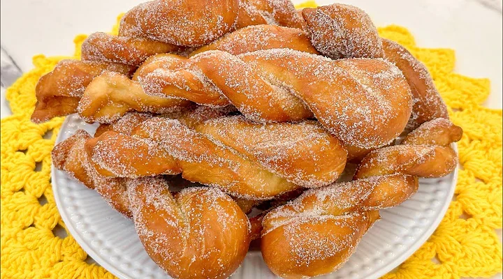 Rosquinha Caseira Frita com Açúcar 