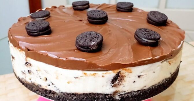 Sobremesas Doces: Torta Mousse de Oreo Chique e Deliciosa