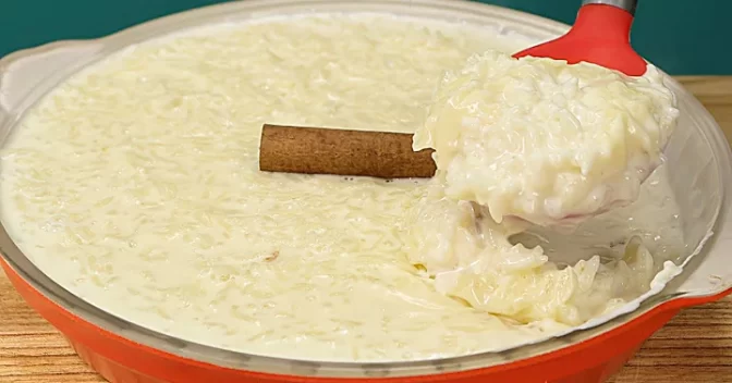 Sobremesas Doces: Receita de Arroz Doce Cremoso