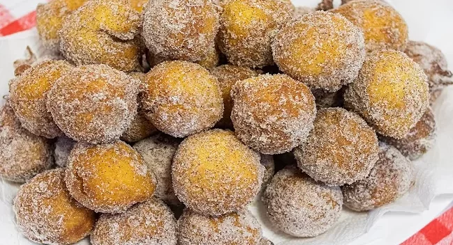 Lanche: Bolinho de Chuva Fácil: Receita Rápida e Deliciosa