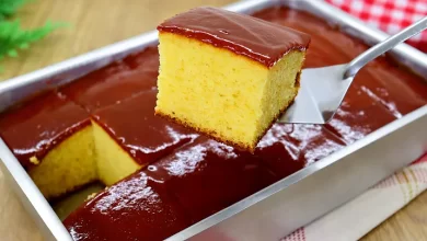 Bolo de Fubá Fofinho com Goiabada