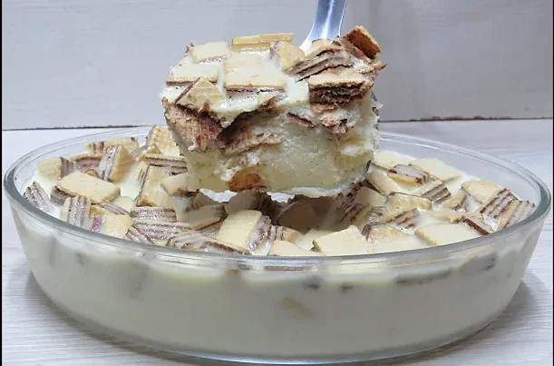 Sobremesa de Leite Ninho com Wafer: Simples, Geladinha e Irresistível