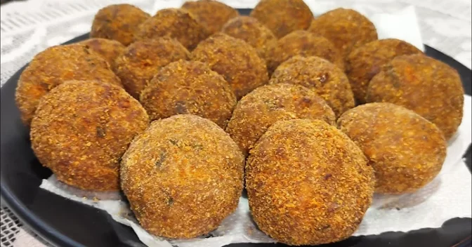 Lanche: Bolinho de Carne com Pão Amanhecido só faça