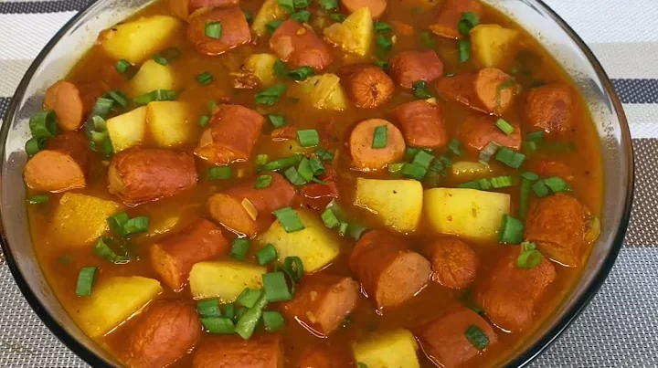 Molho de Salsicha com Batata: Simples e Delicioso 