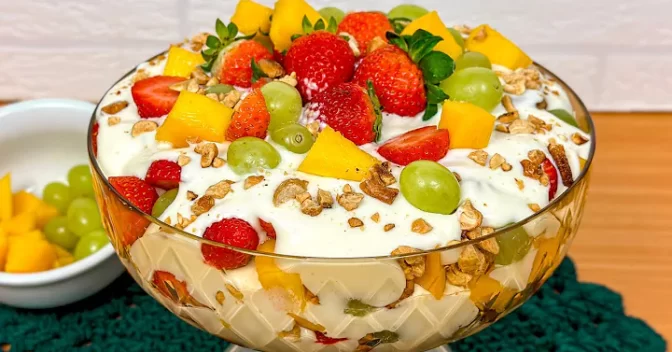 Sobremesas Doces: Receita de Salada de Frutas para Festas de Fim de Ano