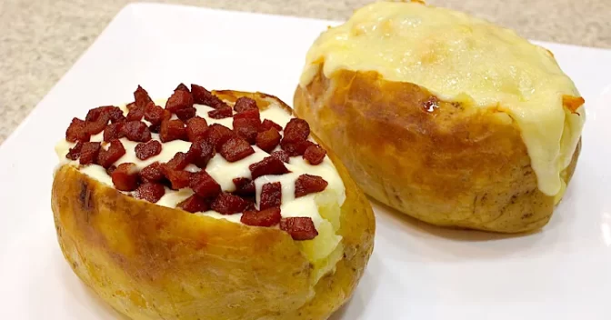 Receitas Rápida e Fácil: Batata Recheada de Forno, Já pega os Ingredientes e Faça Para o Almoço