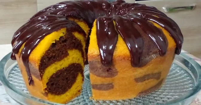 Bolos: Bolo de Cenoura Mesclado com Chocolate já Pega a Receita e já Faça