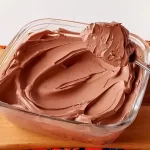 Chantininho de Chocolate, Cobertura e Recheio Perfeitos para Bolos Veja