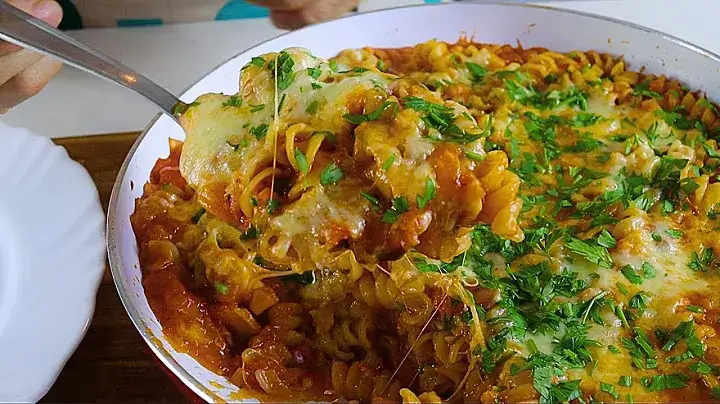 Macarronada de Uma Panela Só, Fácil Cremosa e Irresistível