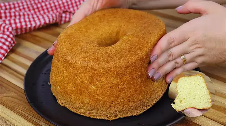 Bolos: Bolo Branco Tradicional, Simples Mais Muito Gostoso 