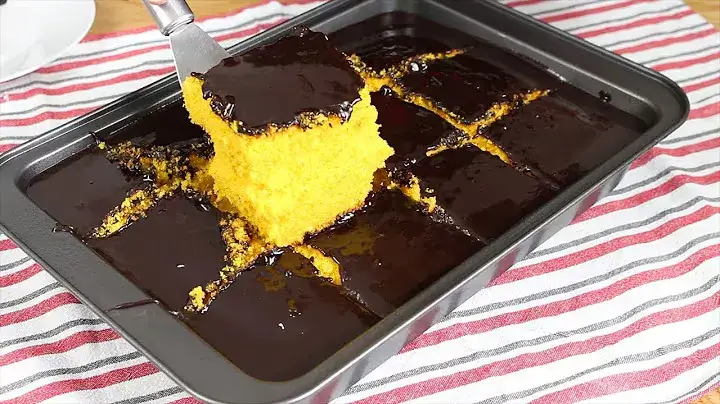 Lanche: Bolo de Cenoura com Cobertura de Chocolate Crocante Veja 