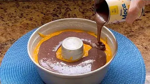 Receitas Rápida e Fácil: Bolo de Cenoura que Sai Recheado Pronto pra Comer Veja 