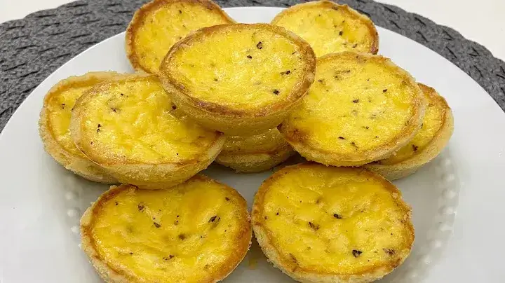 Lanche: Empadinhas de Queijo que Derrete na Boca, uma Delícia para o Lanche 