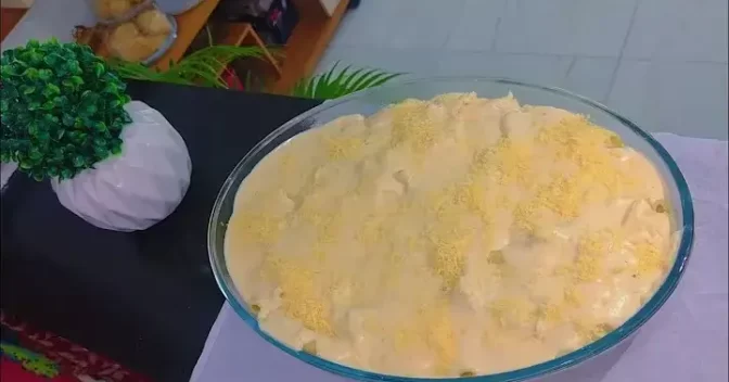 Receitas Rápida e Fácil: Macarrão com Molho Branco Cremoso uma Delícia de Macarrão