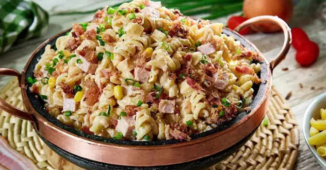 Receitas Rápida e Fácil: Macarronese Mineira ao Molho de Bacon a Melhor de Todas