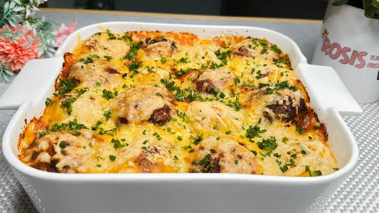 Almôndegas com Batata Gratinada: Uma Delícia para Toda a Família