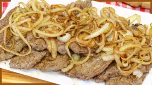 Bife Acebolado Suculento: Como Preparar o Melhor da Cozinha Caseira