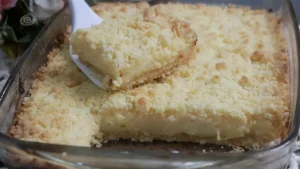 Bolo Areia Crocante e Cremoso: Um Delícia Simples e Fácil de Fazer