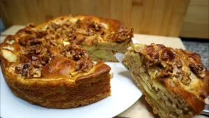 Bolo de Maçã e Nozes Fácil e Delicioso, Fica Muito Bom com um Cafezinho
