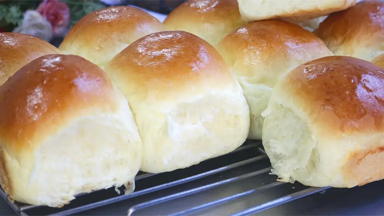Pão Caseiro com Toque de Vinagre: Macio, Fácil e Sem Sovar