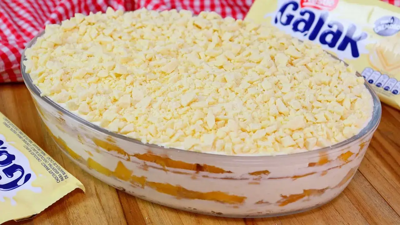Pavê de Chocolate Branco com Pêssego: Uma Sobremesa Irresistível Para o Almoço