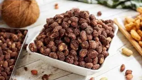Amendoim Doce Crocante Feito no Micro-ondas em Minutos