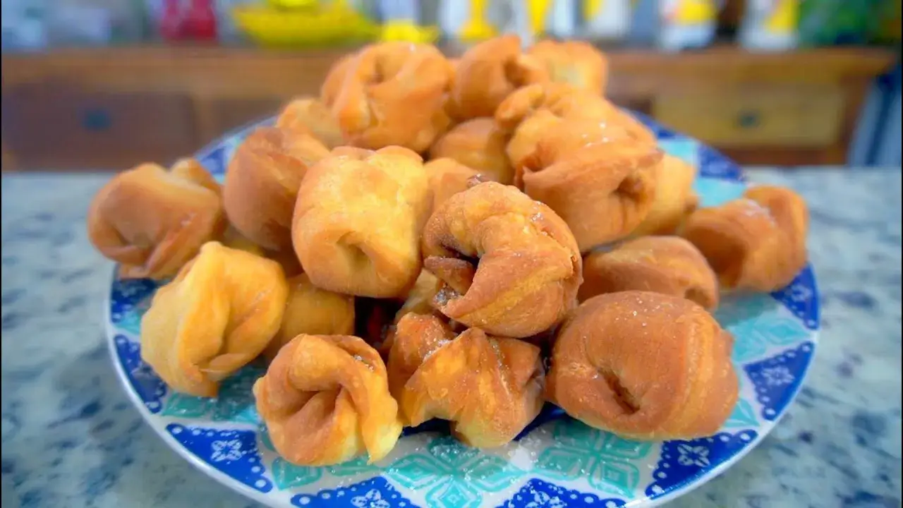 Massinha Frita de Camadas: Delícia Simples para o Café da Manhã ou Lanche