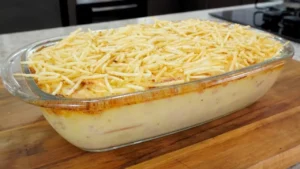 Purê de Batata Cremoso com Queijo Dourado: Uma Receita Fácil e Incrível
