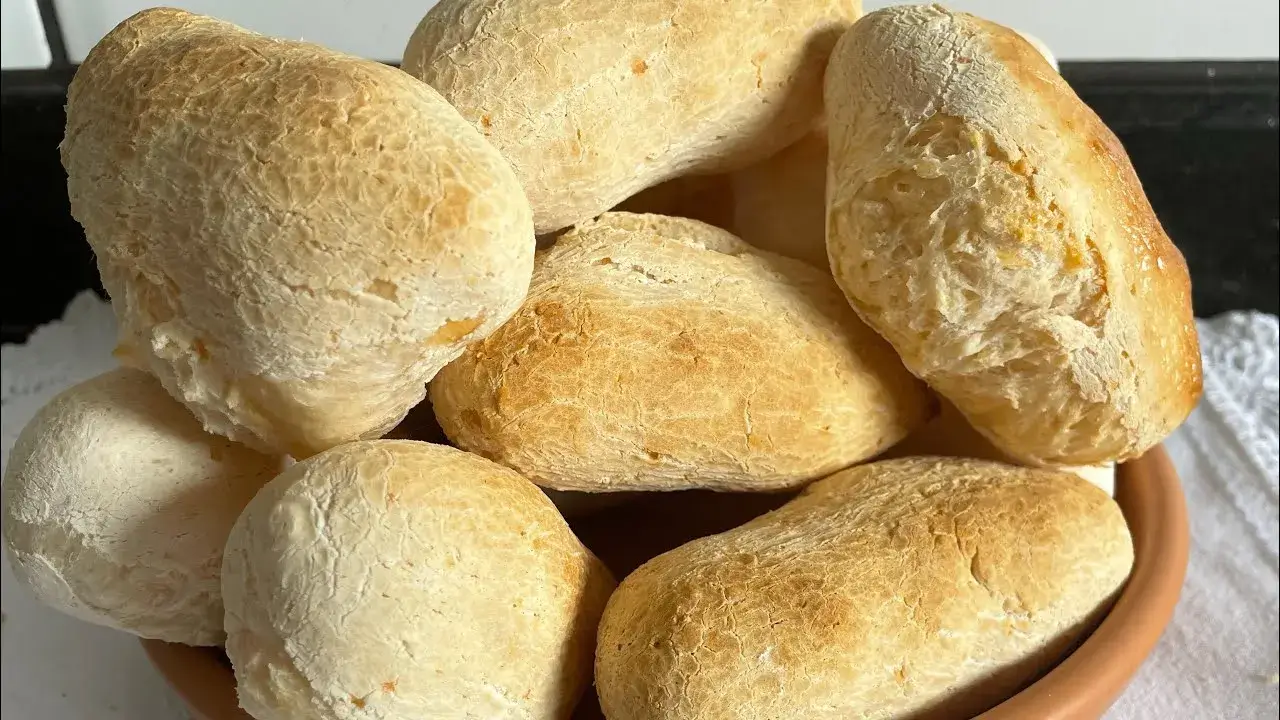 Biscoito de Polvilho com Queijo: Crocante e Econômico para o Seu Lanche