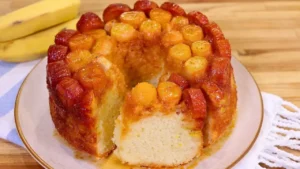 Bolo de Banana Caramelizada Fácil no Liquidificador: Fofinho e Saboroso