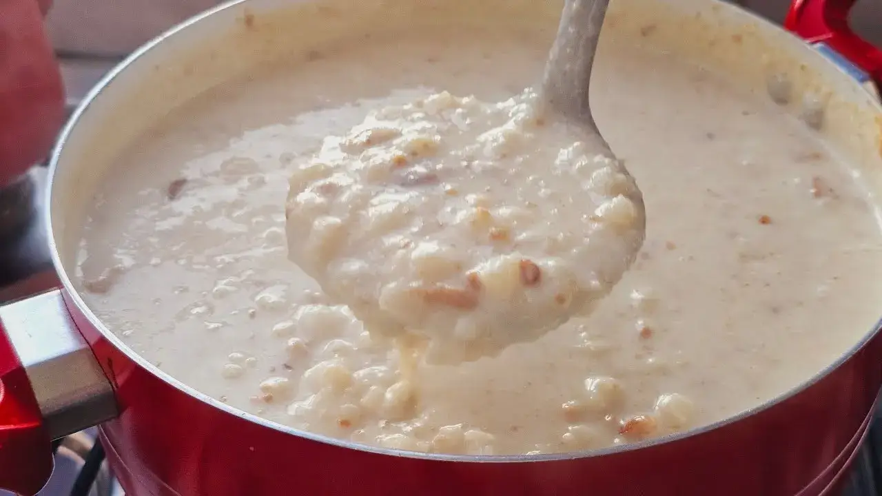 Canjica Cremosa com Amendoim: A Receita Perfeita para Dias Frios