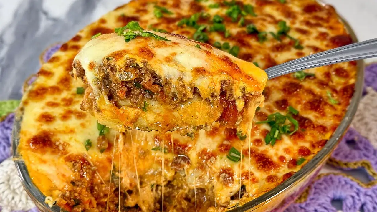 Carne Moída com Mandioca Cremosa: Um Prato Recheado de Sabor e Simplicidade