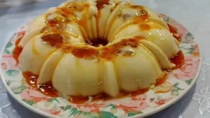 Pudim de Banana com Calda Caramelizada: Você Precisa Fazer essa Sobremesa
