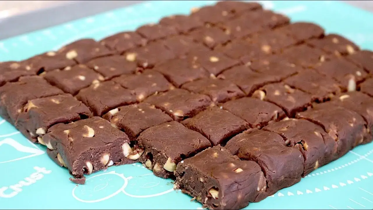 Doce de Chocolate com Amendoim Fácil e Macio Para Fazer em Casa