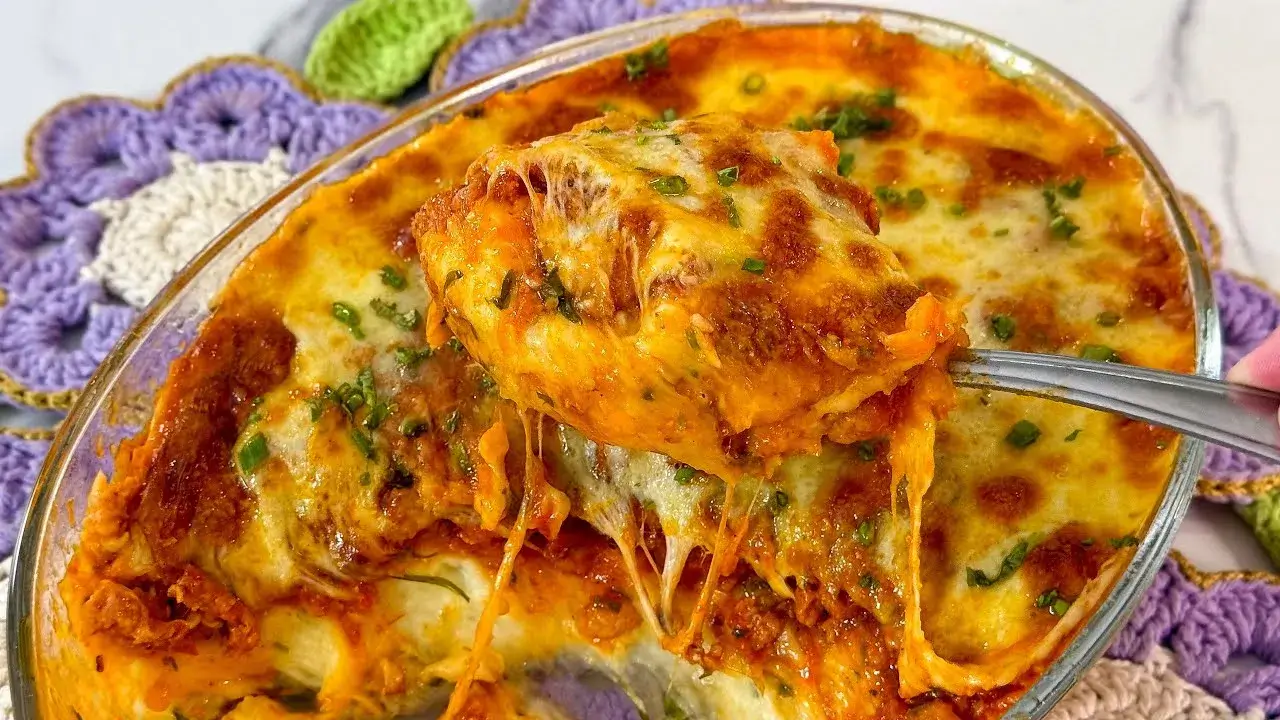 Mandioca Gratinada com Linguiça Toscana: Receita Cremosa para o Almoço ou Jantar
